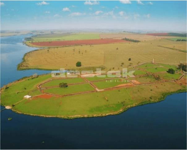 Foto de Terreno no Loteamento Varandas do Tiête