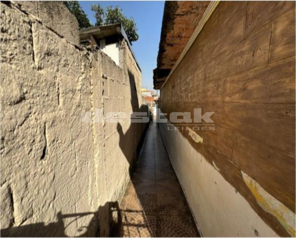 Foto de Casas com Salão Comercial em Itaquera/SP